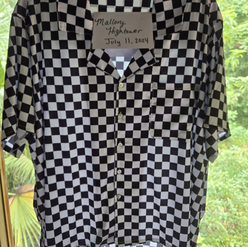 Dressed in lala satin checkered top with front pocket size L like new